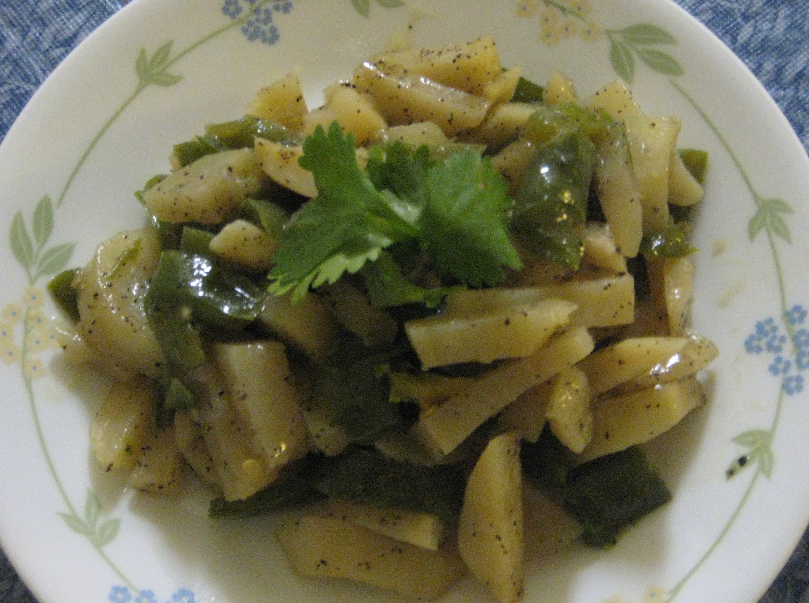 Jhatpat Aloo Capsicum Jhatpat Aloo Capsicum picture